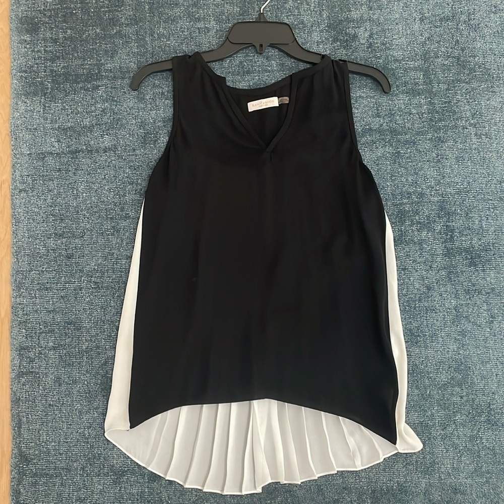 Ramy Brook high low black/white top